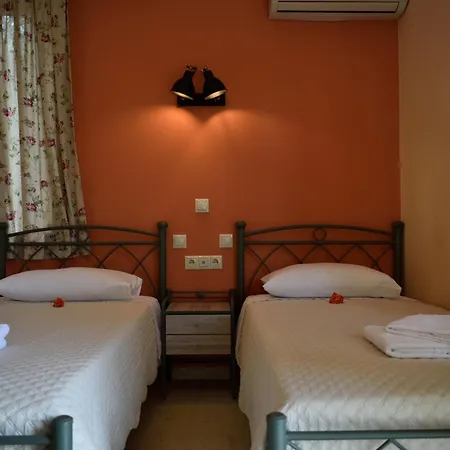 Stamoulis * Ajía Effimía